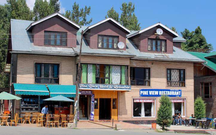 Pine View Hotels, Gulmarg  | Jammu & Kashmir  | Club Wave and Sea